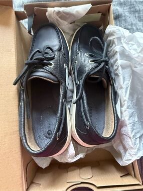 Sperry Men's 2-Eye Boat Shoe in Black with White Sole
